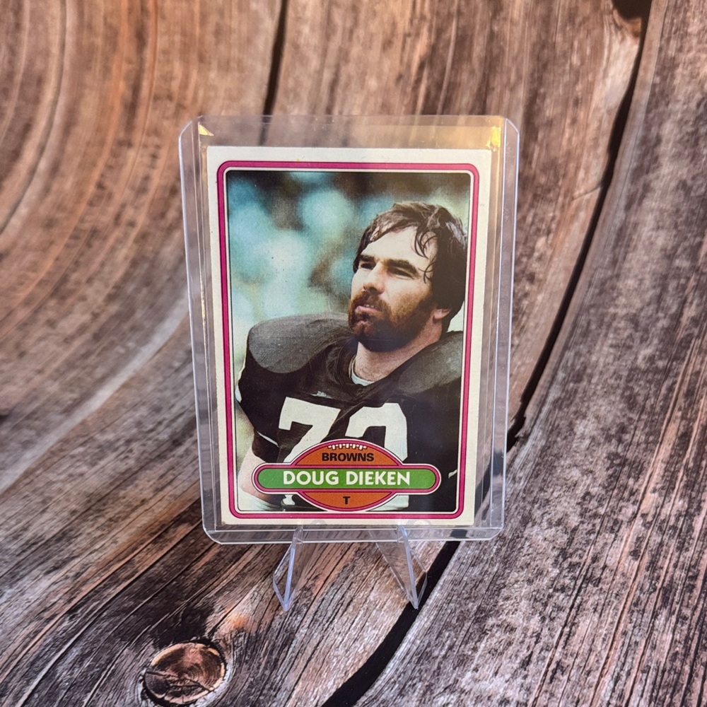 Vintage 1980 Topps Doug Dirksen #261 Football Trading Card Item #ME6252
